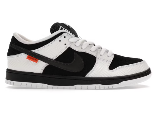 Nike SB Dunk Low TIGHTBOOTH